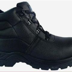 Brand new Optipro Chukka Safety Boots  | Black size UK8 EU42 Postage included