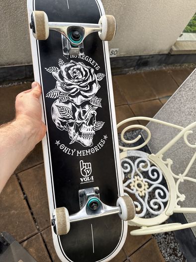 Skateboard