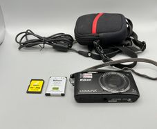 Nikon COOLPIX S3500 20.1MP - Digital Camera Black - Full Kit