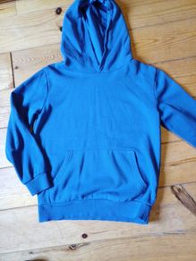 Size 31/32 Blue Hoodie