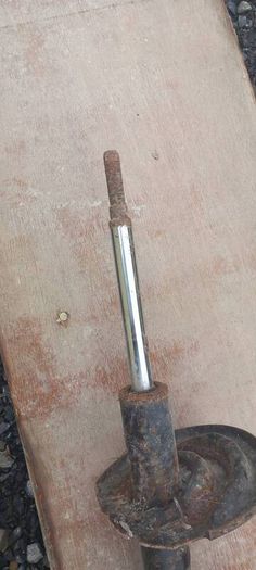 Sandero front shock