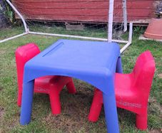 Childs table and chairs