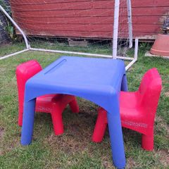 Childs table and chairs