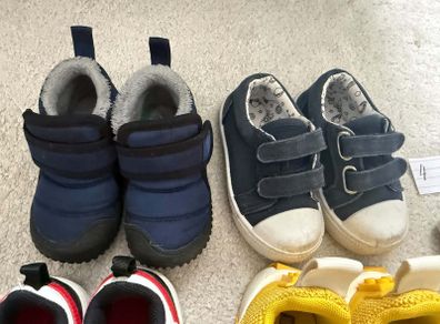Toddler shoes size 4