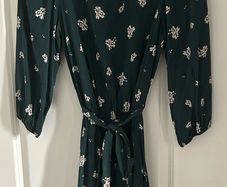 New Look Green Floral midi dress BNWT
