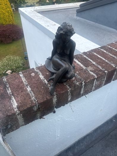 Limited sculpture