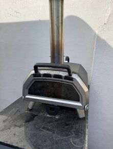 Ooni Karu 16 Pizza Oven