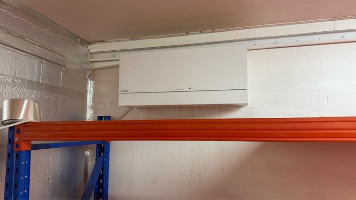 40ft Ex-Reefer Container - Fully Fitted, Insulated with a powerful 7kW heating/cooling A/C unit and HRV system suitable for up to 100 sq. m.Ready to Go