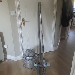 Nilfisk Vacuum cleaner