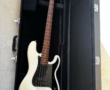 Fender Precision Bass