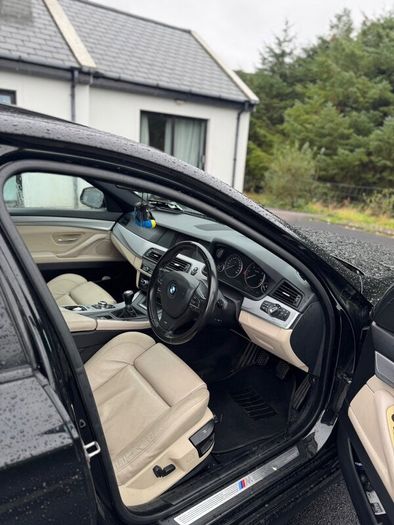 BMW 5-Series 2011