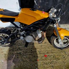 Pocket Rocket: 49cc 2-stroke Mini Moto
