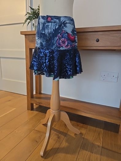 Desigual girls skirt 11-12