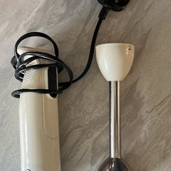 Hand mixer