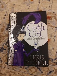 Goth Girl and the Ghost of a Mouse