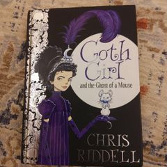 Goth Girl and the Ghost of a Mouse