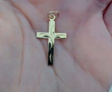 Solid 14ct Yellow Gold Cross Pendant