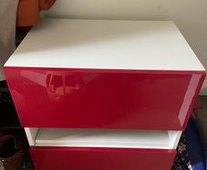 chest of 2 drawers