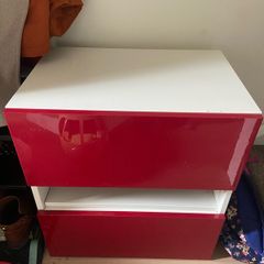 chest of 2 drawers
