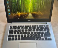 Dell inspiron 5370,i7 8th gen, 8gb, 256ssd, 13" FHD Screen, 4gb dedicated graphics, win11
