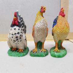 Vintage chicken figurines - for sale