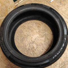 Pirelli P Zero 245 40 19