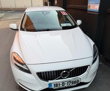 2018 Volvo V40