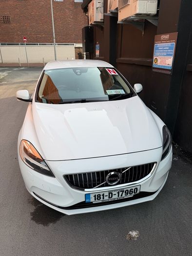 2018 Volvo V40