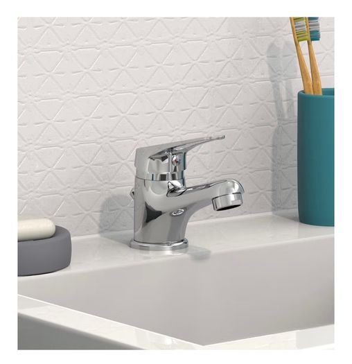 2 bathroom sink mixer taps