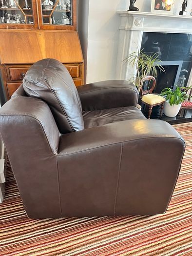 leather brown sofa