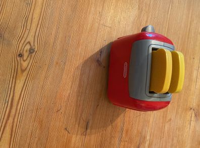 Play toaster