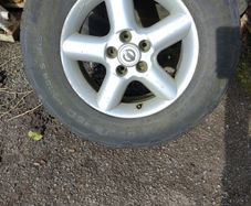 Nissan Alloy Rim