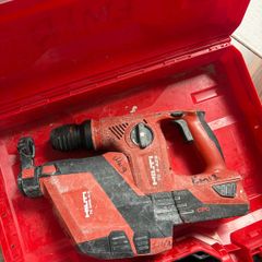 Hilti TE 4-A22 SDS Plus Rotary Hammer with TE DRS-4-A Dust Removal System
