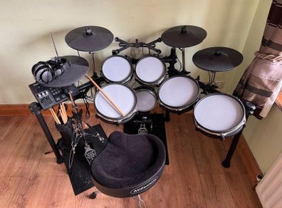 Millenium MPS-850 E-Drum + Extras
