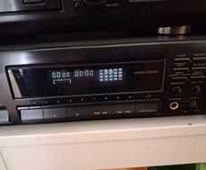 pioneer vintage cd player pd102