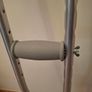 Underarm crutches Image 2