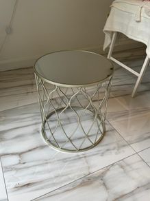 Gold mirrored top coffee table
