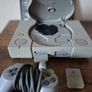 PS1, 2 games, 3 controllers, 1 memory card Image 2