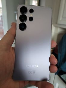 Samsung S25 Ultra Titanium 256GB Silver Sim Free Grade A condition 5 battery cycles Grade A would pass as brand new. open to Open to Swap or Trade