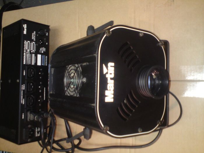 Martin Robo Colour III & Power pack controller
