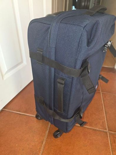 Cabin suitcase
