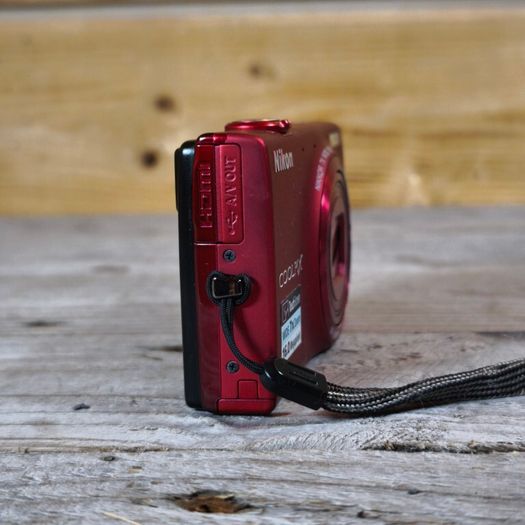 nikon coolpix s6100 digital camera 16MP boxed metallic red