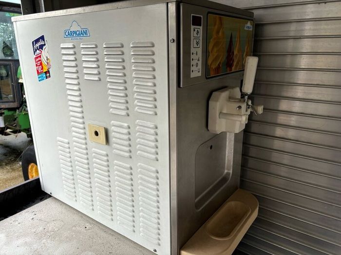 Catering Trailer 10x5ft Slush + IceCream Machines