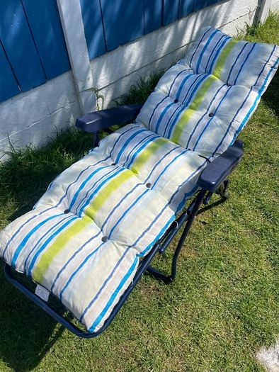 sun lounger