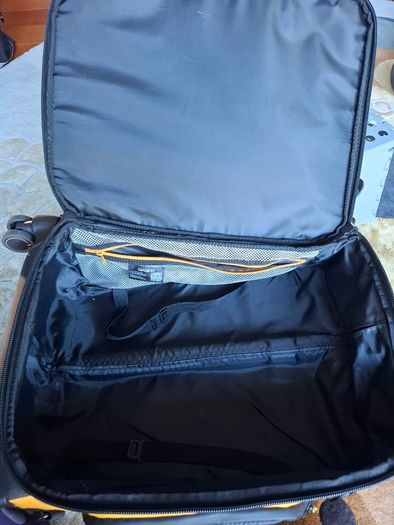 Samsonite spinner