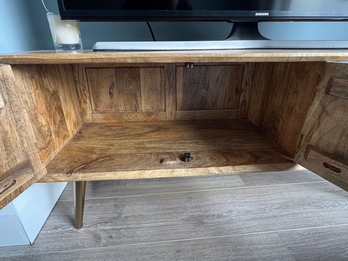 Solid wood tv unit