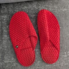 Lightweight slippers