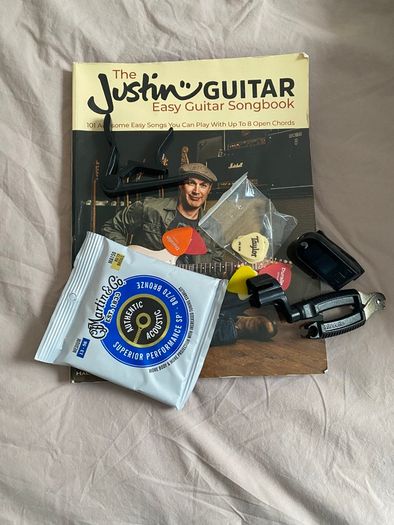 Acoustic guitar starter kit