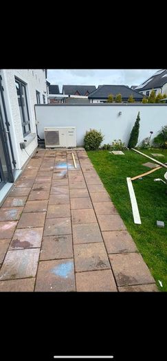 40 paving slabs