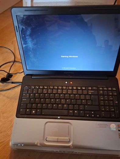 4 laptops